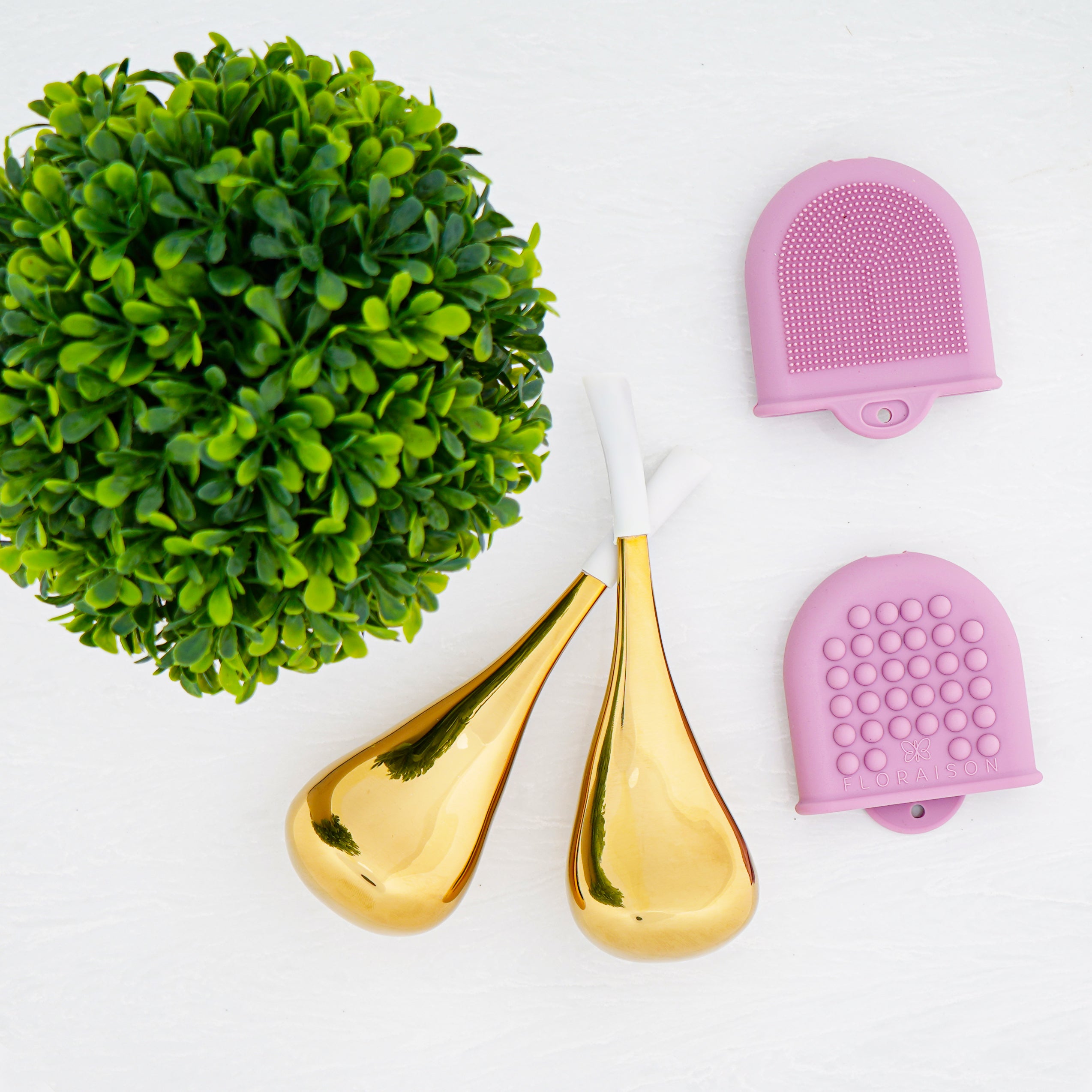 Floraison Gold Cryo Sticks and Mimi Gloves